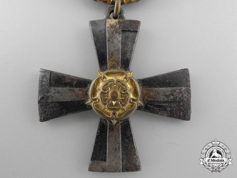 Order of the Cross of Liberty, Military Division, III Class Cross (1941) Obverse