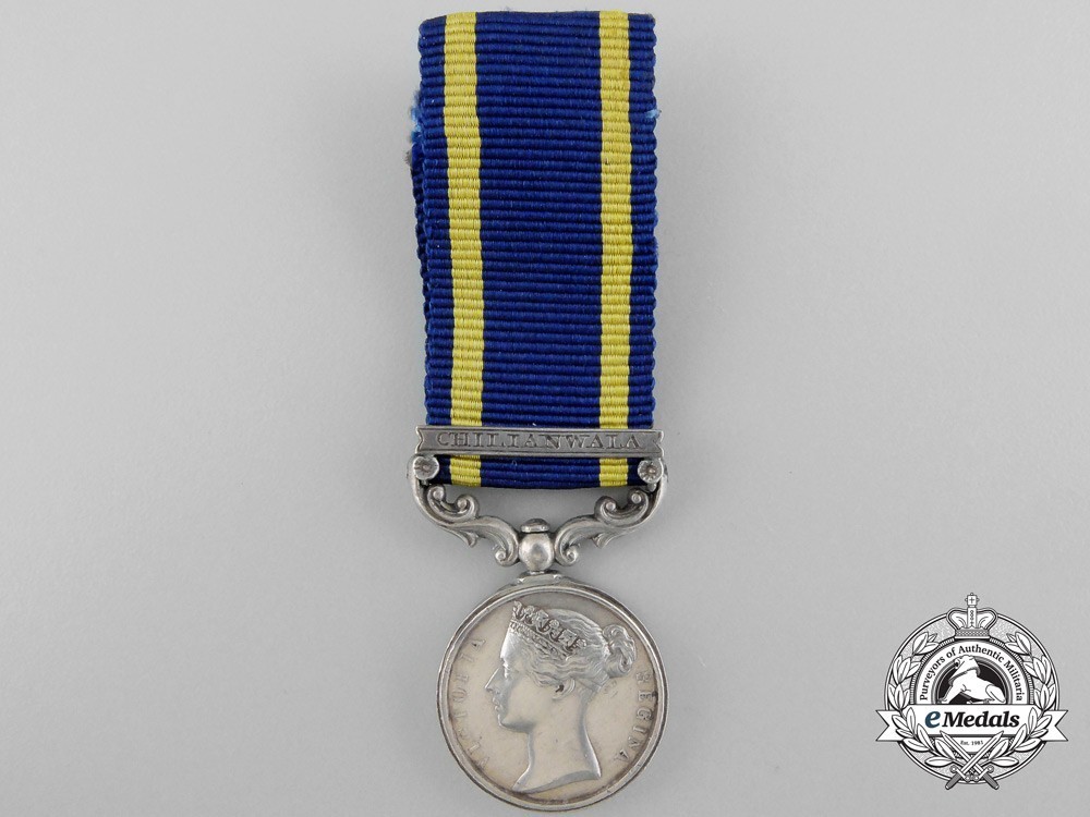 Miniature medal with chilianwala clasp obverse