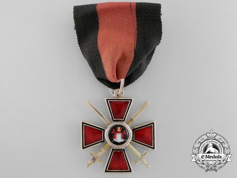 Order of Saint Vladimir IV Class Badge (Military Division 1900's) Obverse
