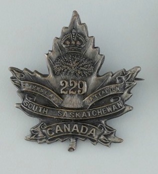 229th Infantry Battalion Other Ranks Collar Badge (Matching Cap) Obverse
