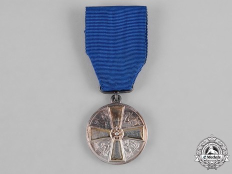 Order of the White Rose, Type II, Civil Division, II Class Silver Medal