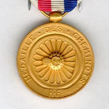 Gilt Medal (stamped "CH. FAVRE-BERTIN," 1939-1953) (Bronze gilt by Monnaie de Paris) Obverse