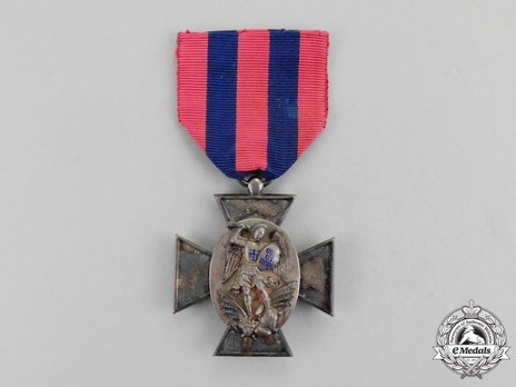 Royal Order of Merit of St. Michael, Merit Cross (without crown) Obverse
