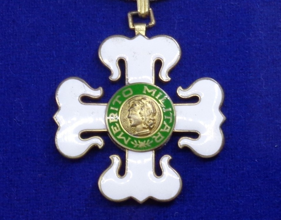 Order of military merit 2nd class insignias %28brazil%29   tallinn museum of orders003