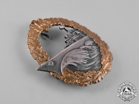 Destroyer War Badge, by C. Schwerin (in zinc) Obverse