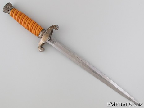 German Army E. & F. Hörster-made Early Version Officer’s Dagger Reverse