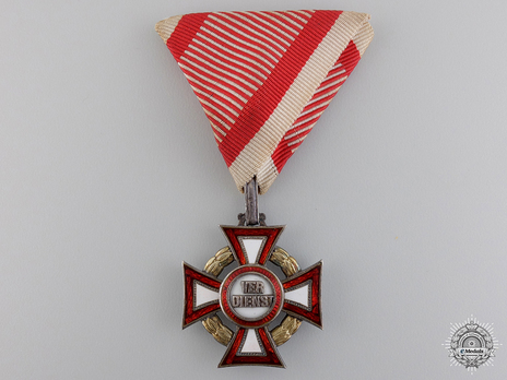 Type II, Military Division, III Class Cross Obverse