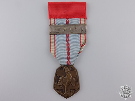 Bronze Medal (with "ITALIE" clasp, stamped "G. SIMON" "F. JOSSE") Obverse