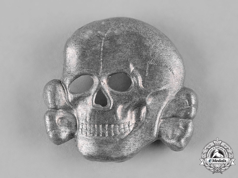 Waffen-SS Metal Cap Death's Head Type II, unmarked (aluminum) Obverse