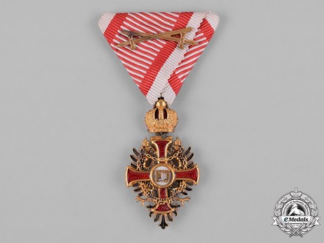Order of Franz Joseph, Type II, Military Division, Knight (with gold swords)