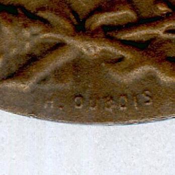 Bronze Medal (with swords and wreath, stamped "H.DUBOIS," 1917-) Detail