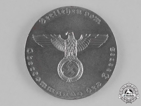 Commemorative Badge for German Dog Care, Small Obverse