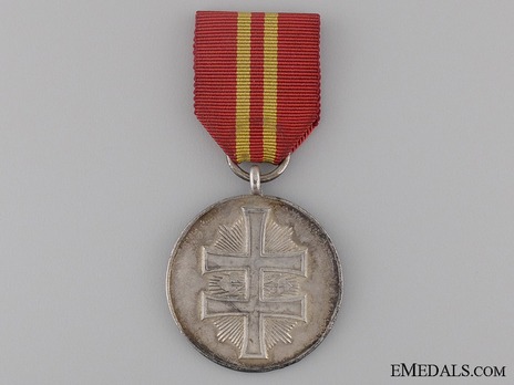 Order of the Military Victory Cross, Type II, VI Class Obverse