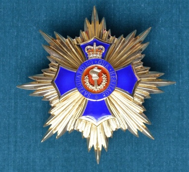 Most Precious Order of Princely Heritage, Grand Cross Breast Star Obverse