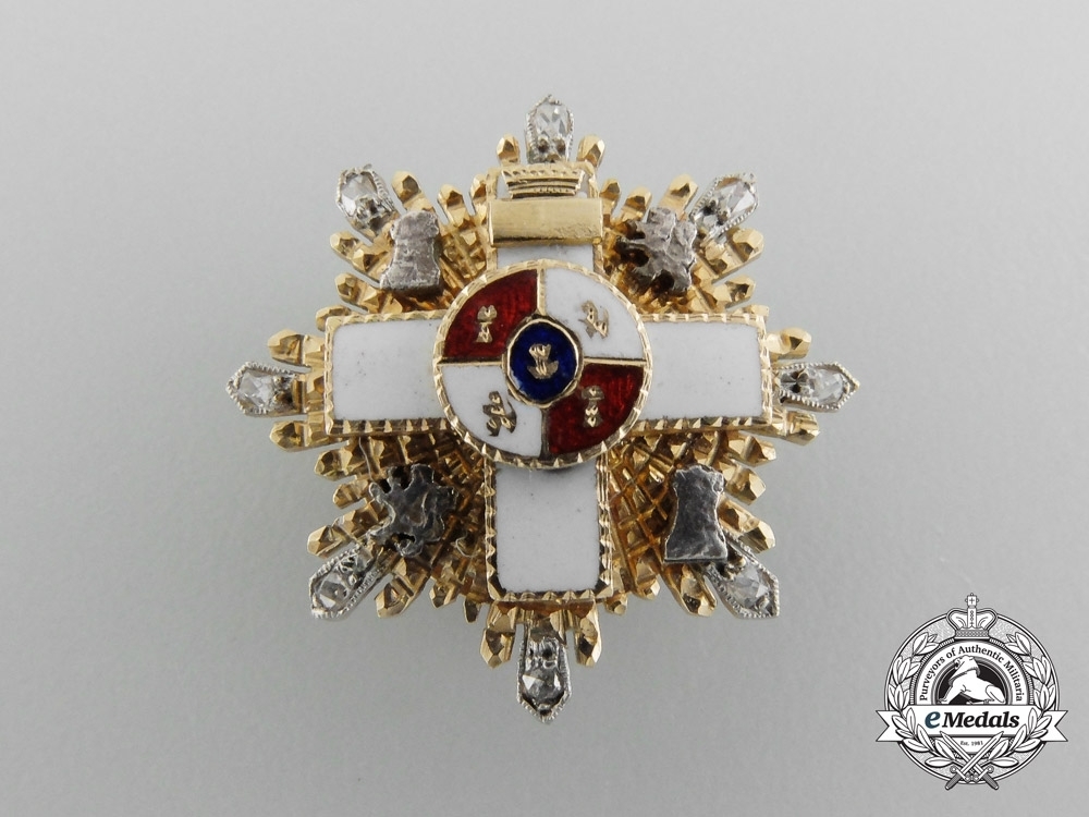 Miniature+3rd+class+breast+star+%28gold+and+diamonds%29+obverse01