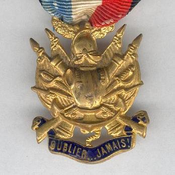 Decoration (with "1870-1871" clasp) (Gilt) Obverse