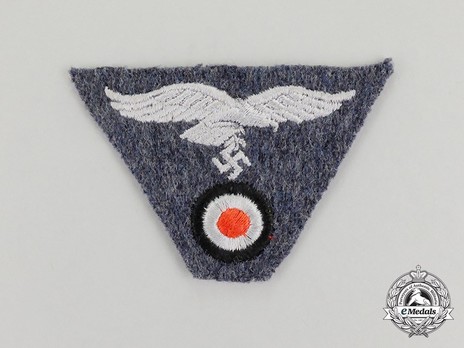 Luftwaffe NCO/EM Ranks 2nd Pattern Standard One-Piece Cloth Cap Eagle Insignia Obverse