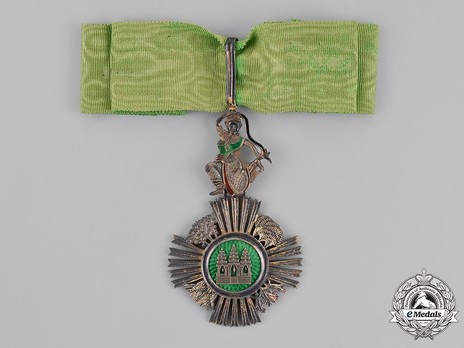 Royal Order of Sowathara, Commander Obverse