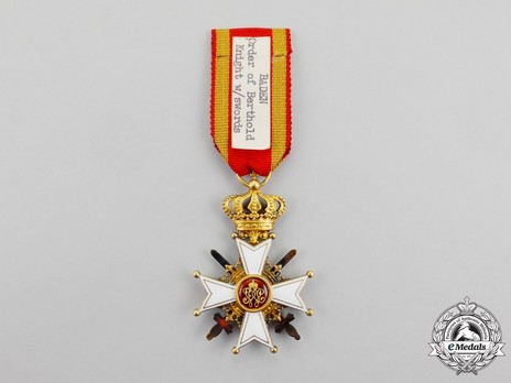 Order of Berthold I, Knight with Swords Obverse