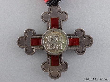 Order of Olga, Cross (in gold, for women) Reverse