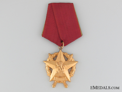 Order of Bravery, III Class (numbered) Obverse