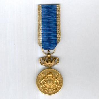 Faithful Service Medal, Type II, I Class Obverse