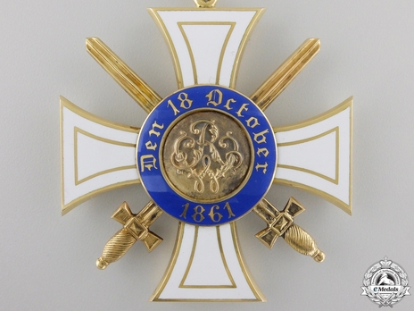 Military Division, Type II, I Class Cross (with swords, in gold)