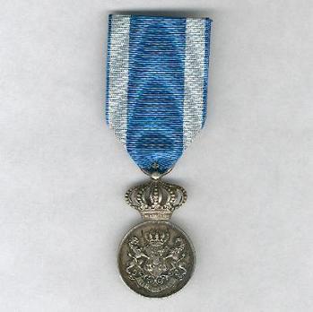 Faithful Service Medal, Type I, II Class Obverse