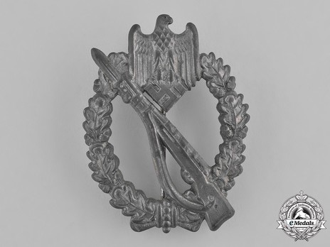 Infantry Assault Badge, by Brüder Schneider (in silver) Obverse