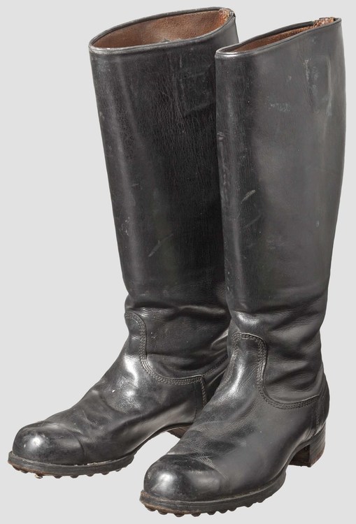 Boots 55