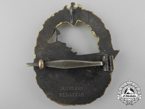 Destroyer War Badge, by C. Schwerin (in tombac) Reverse