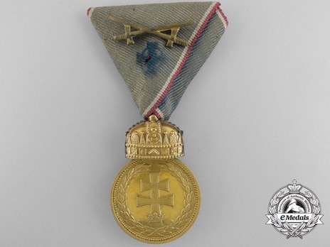 Hungarian Signum Laudis Medal, Bronze Medal, Military Division Obverse