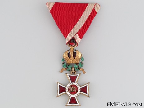 Order of Leopold, Type III, Military Division, Knights Cross (with War Decoration) Obverse