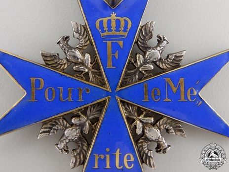 Pour le Mérite, Cross (First World War version, in silver gilt) Obverse