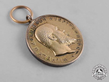 Military Merit Medal, Type V, in Gold (in bronze gilt) Obverse