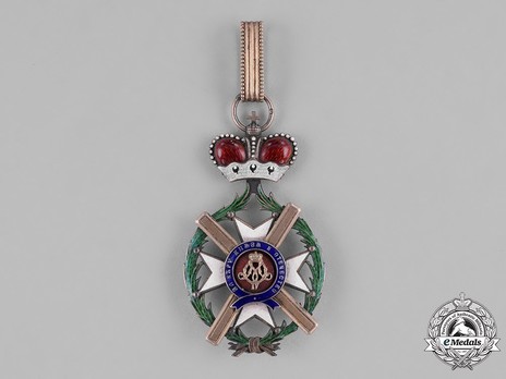 Order of the Cross of Takovo, Civil Division, III Class Obverse