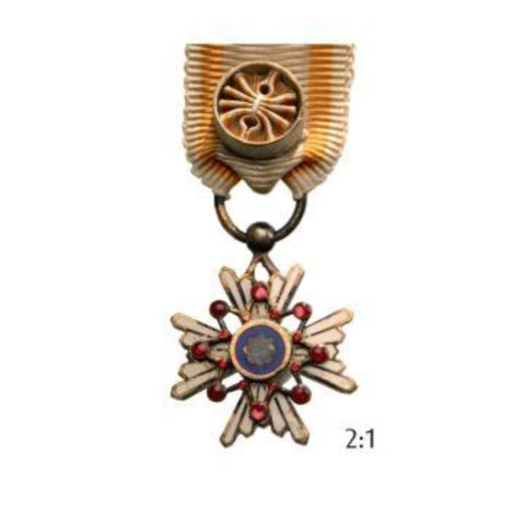 Miniature medal v class obv rev t1