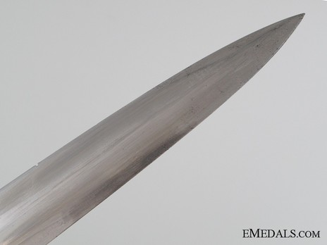 Allgemeine SS M33 Early Pre-RZM Mark Service Dagger (by Robert Klaas) Blade Tip Detail