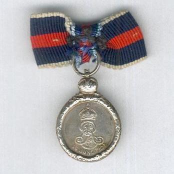 Miniature Silver Medal (for Women) Reverse