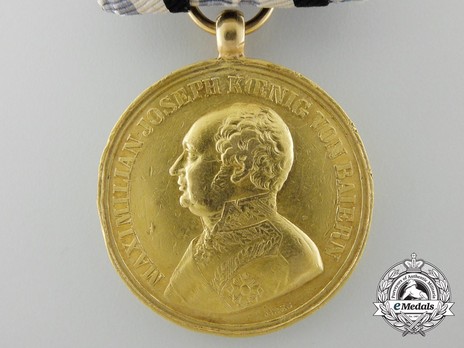 Gold Military Merit Medal, Type IV (in gold) Obverse