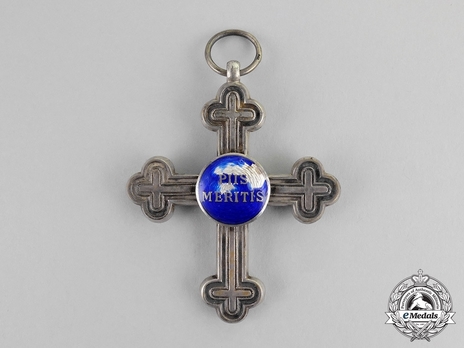 Merit Cross "Piis Meritis" for Military Chaplains, Type III, Military Division, II Class (for wartime with blue enamel & swords) Reverse