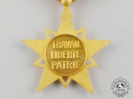 Order of Mono, Grand Officer Obverse