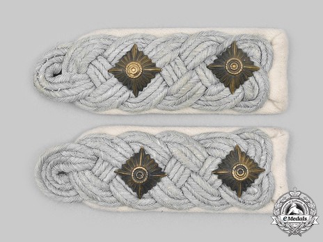German Army Infantry Oberst Shoulder Boards