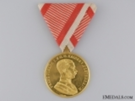  Type VII, Gold Medal (with oval suspension) Obverse