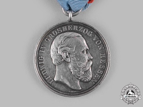 General Honour Decoration, Type II (for merit) Obverse