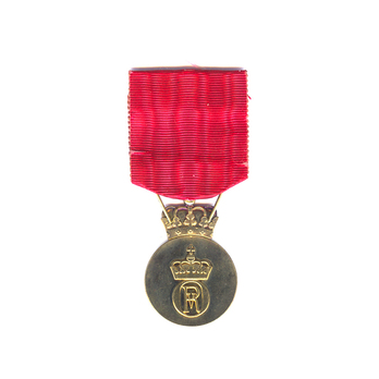 Olav V's Commemorative Medal in Silver Reverse