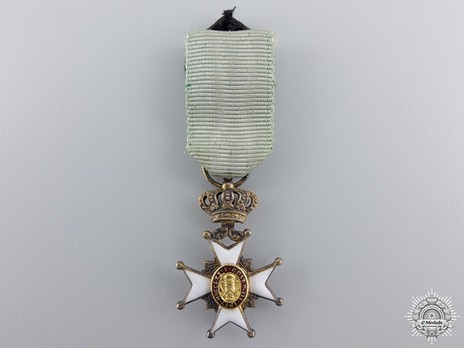 Miniature I Class Knight (with silver gilt and gold, 1860-1975) Obverse