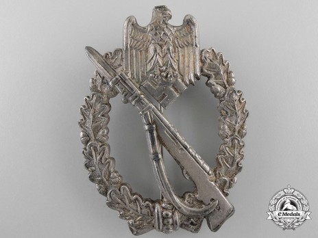 Infantry Assault Badge, by Unknown Maker: AS in Triangle (in silver) Obverse