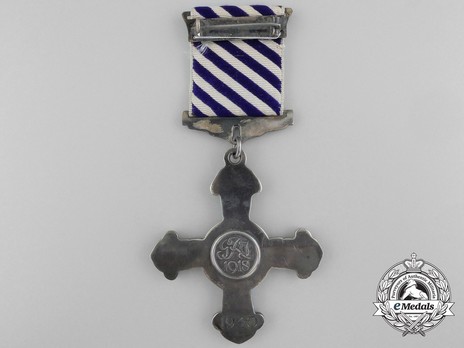 Silver Cross (1937-1948) (by Royal Mint) Reverse