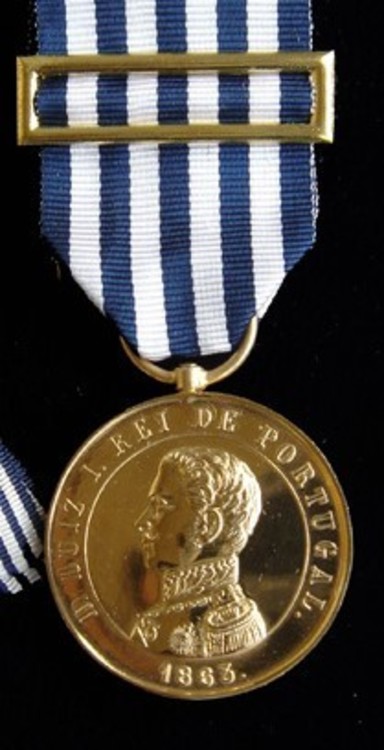 Medalha ouro valor militar fond noi